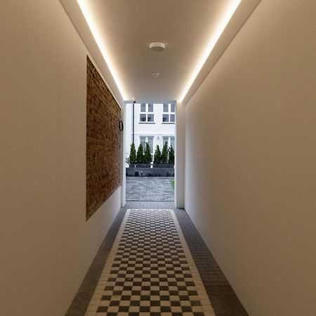 City Studio With Ac Czarnowiejska By Renters Krakow Dış mekan fotoğraf