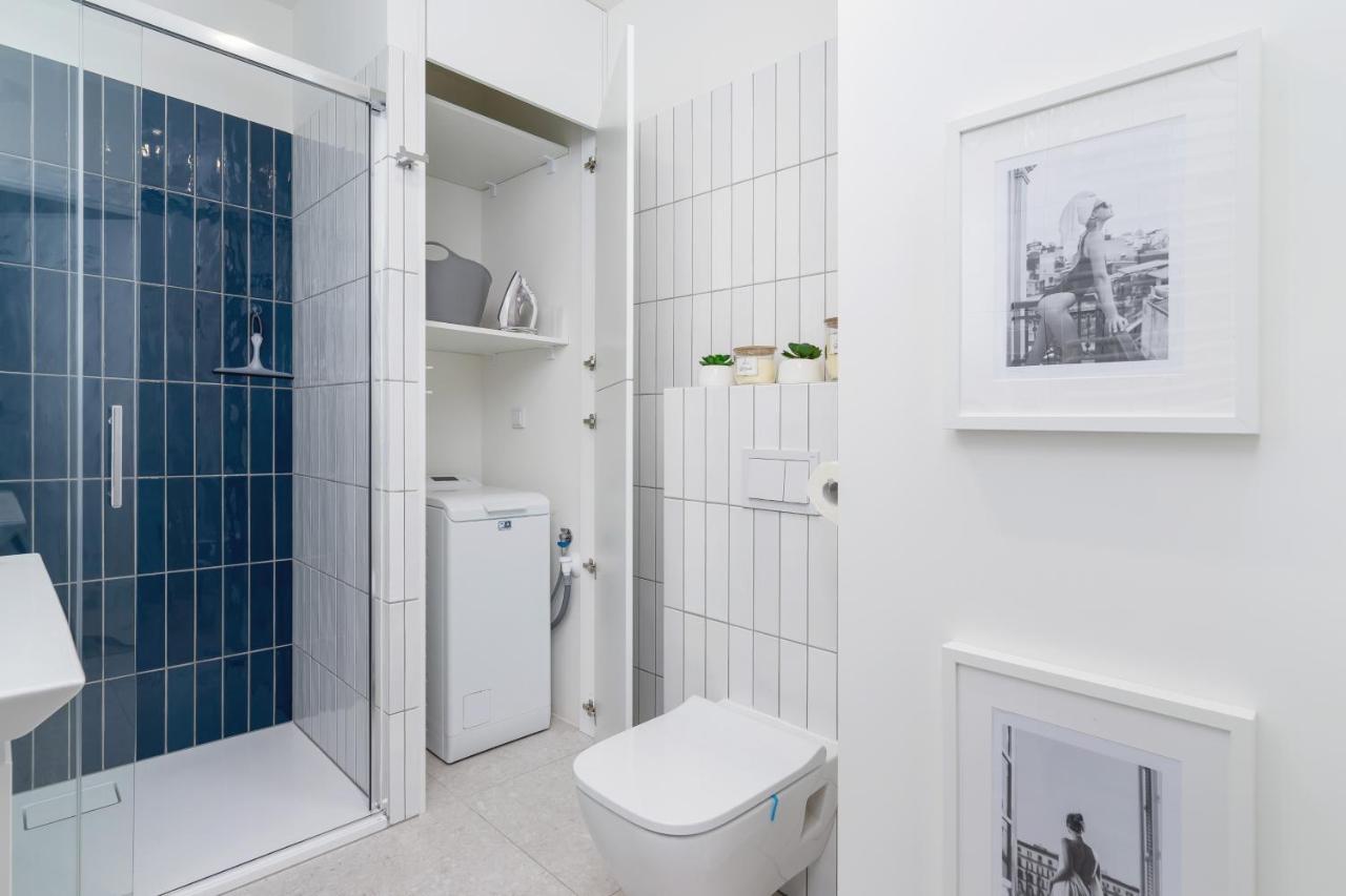 City Studio With Ac Czarnowiejska By Renters Krakow Dış mekan fotoğraf